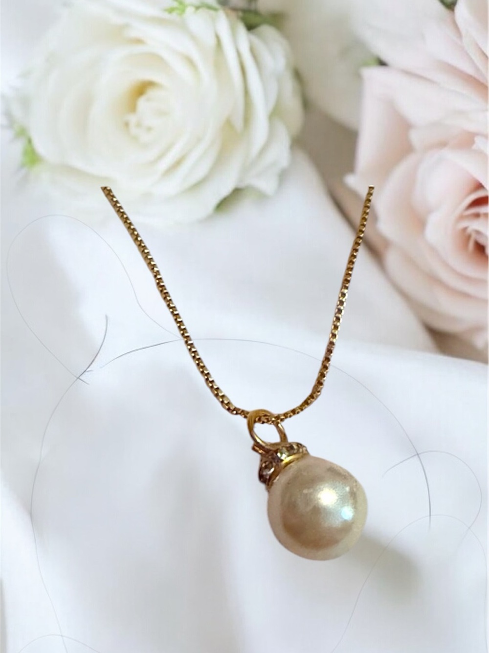 Hand Crafted Gold Pearl Pendant Necklace -Cream Pearl cubic zirconia accents NEW